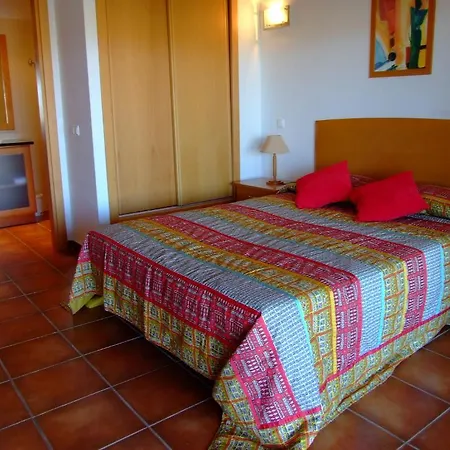 Ξενοδοχείο με διαμερίσματα Clube Marina Park 3*